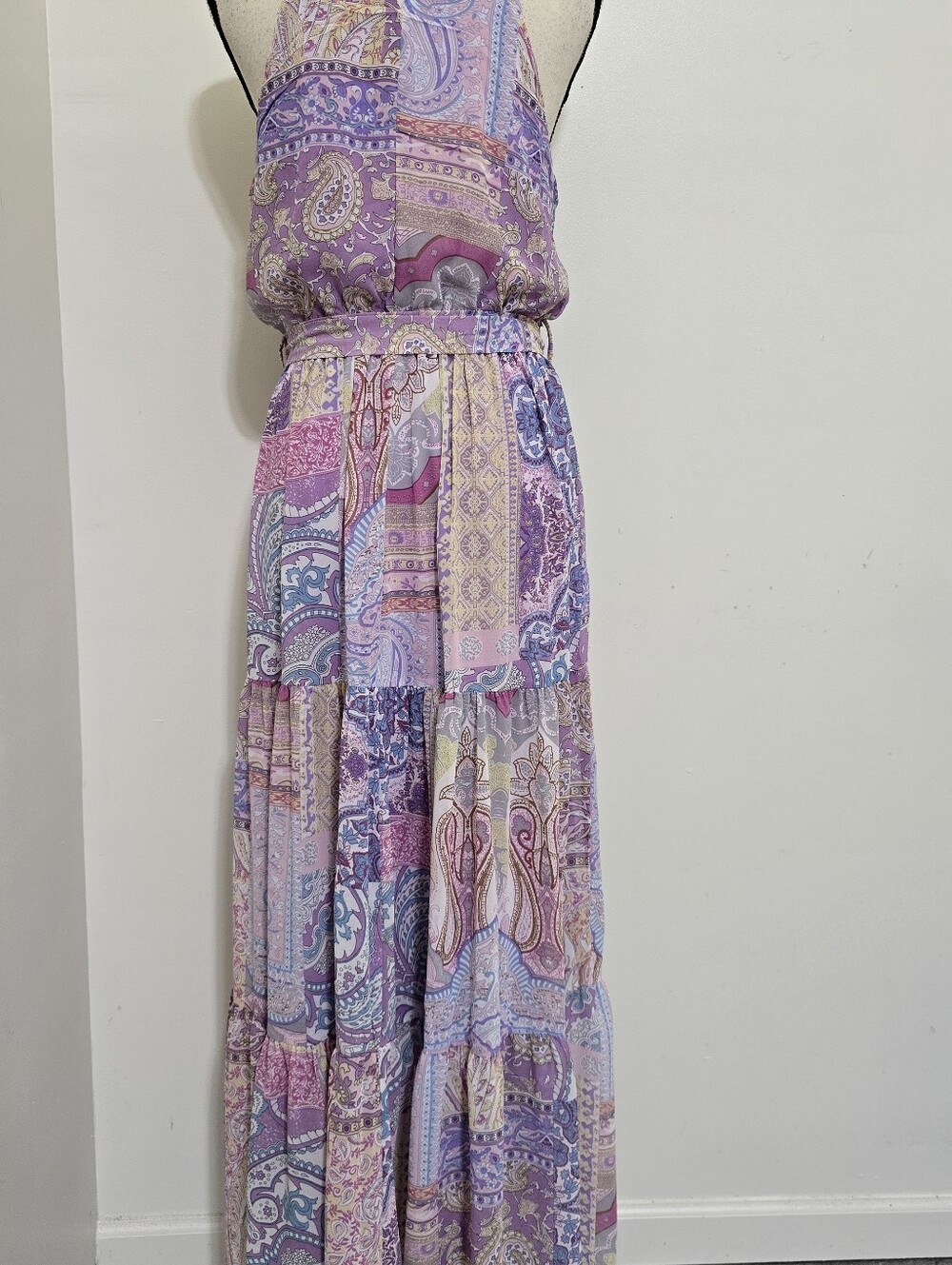ALMOST PINK size Medium Sleeveless Paisley Print Tie Waist Maxi Dress Purple - Picture 7 of 14